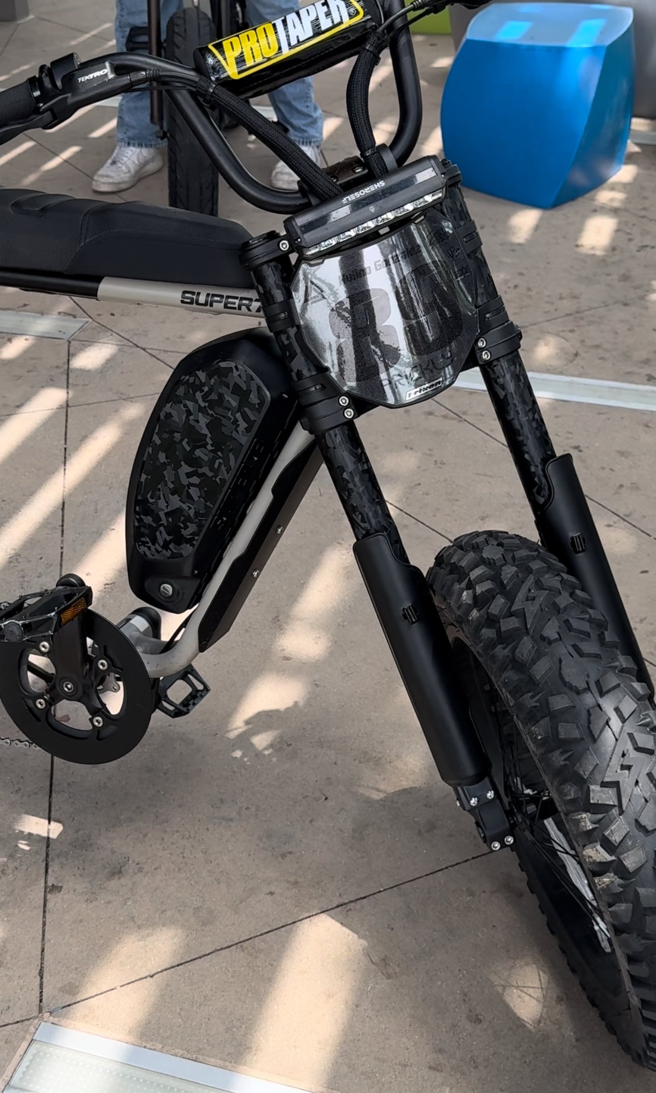 Forged Carbon fork wrap